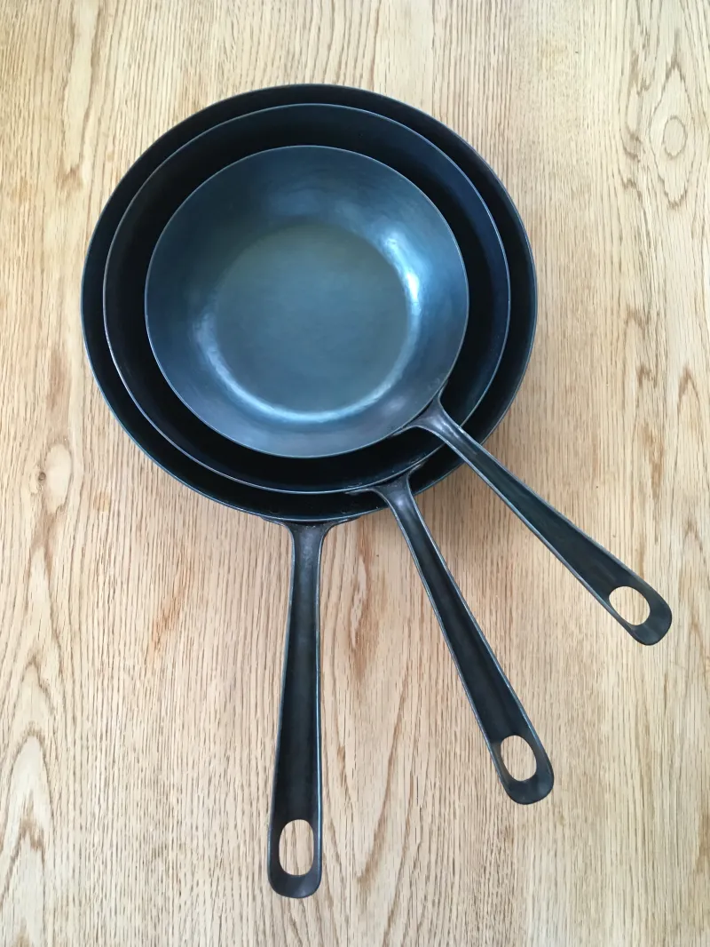 鉄のフライパン　
受注品となります　サンプルいろいろお持ちします