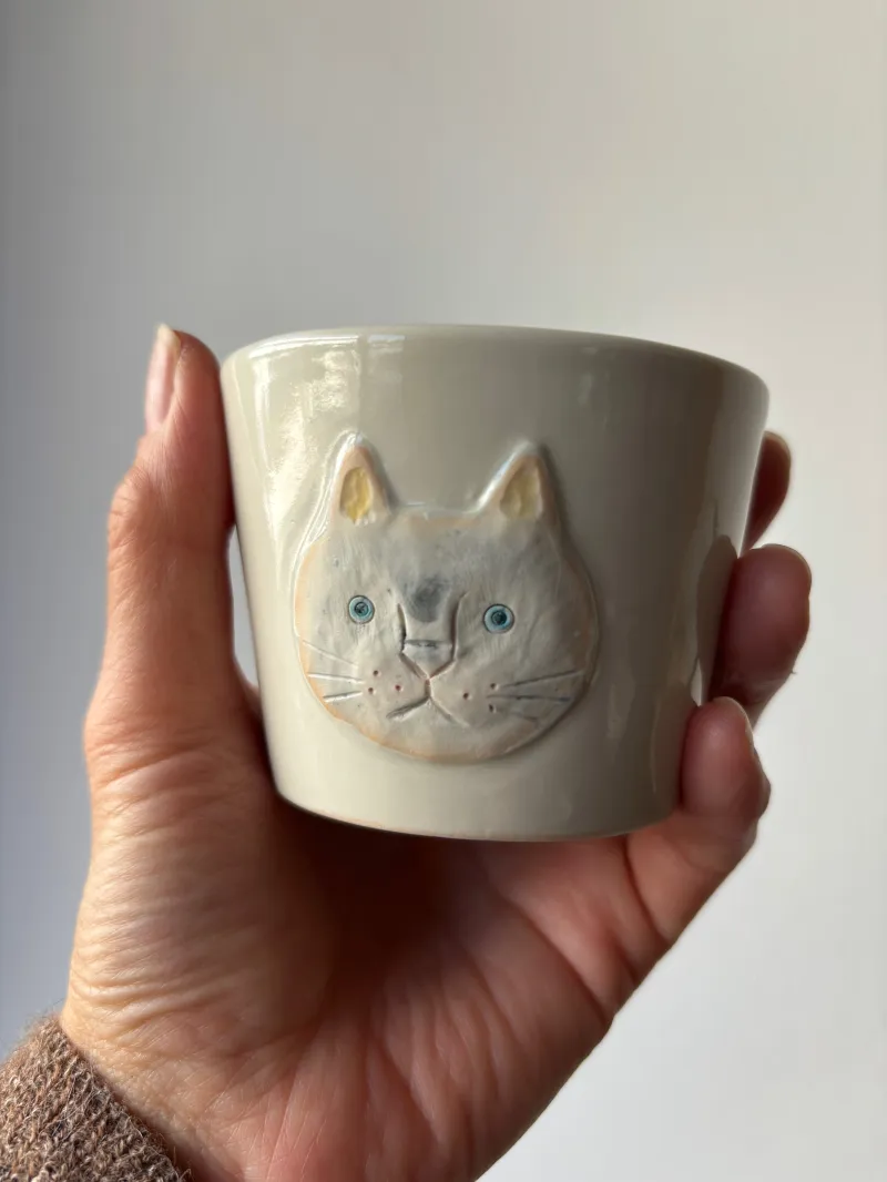 どうぶつのレリーフ猪口、使い勝手の良いカタチとサイズです。