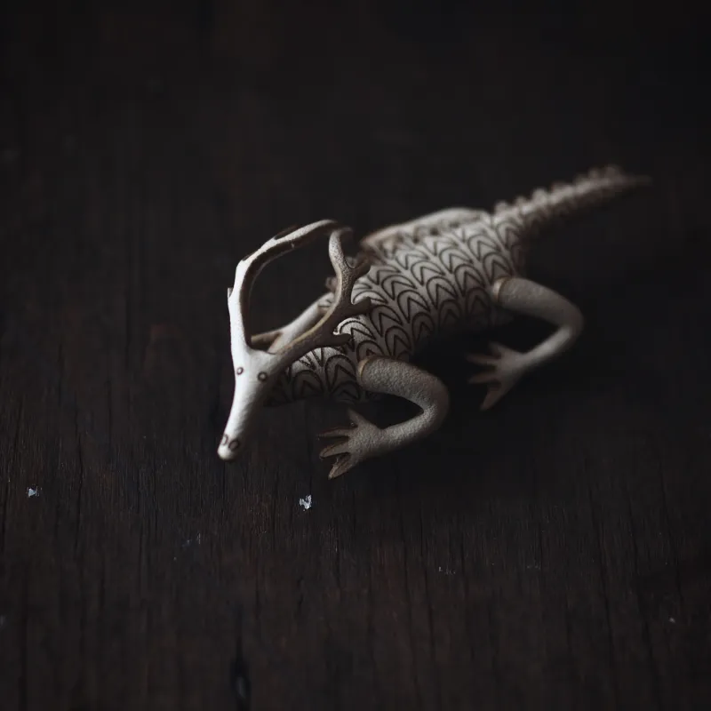 「FORESTMONSTER PIN」トカゲをモチーフにしたピンブローチ
