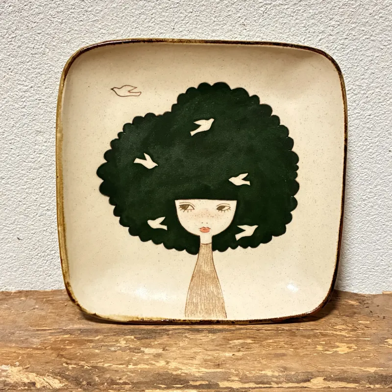 tree girl 四角皿　食パンサイズにぴったり