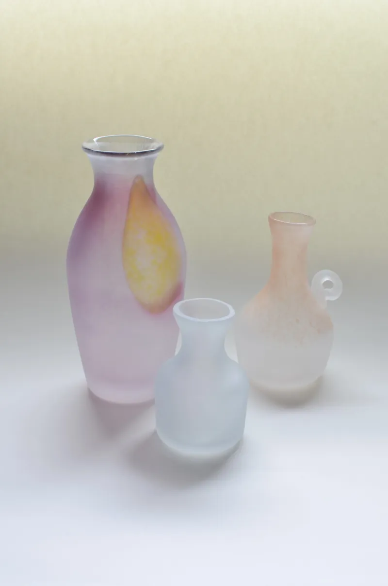 花器としても、シンプルに使える瓶たち。